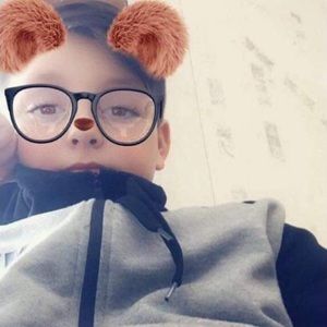 Meet your Posher, Derek